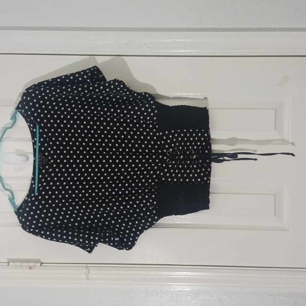 OLM Blouse Top With Flutter Sleeves Strechable In Waist & Adjustable